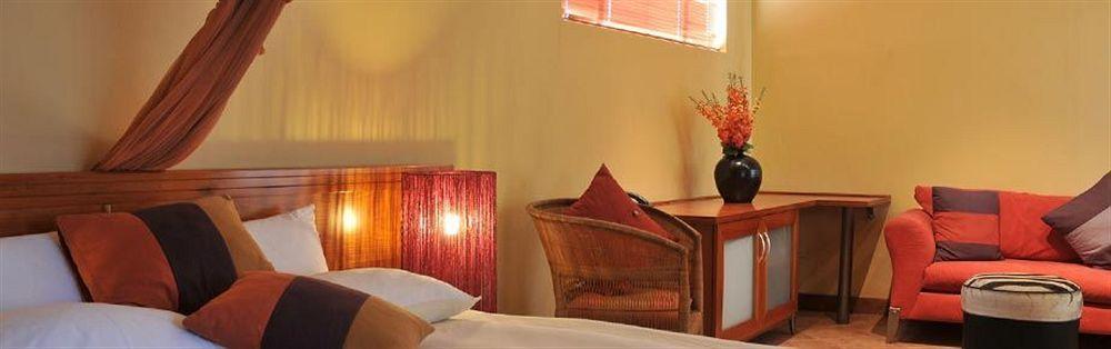 Villa Verdi Guesthouse Windhoek Exteriör bild
