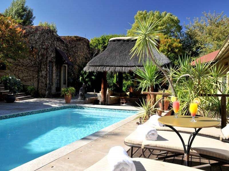 Villa Verdi Guesthouse Windhoek Exteriör bild